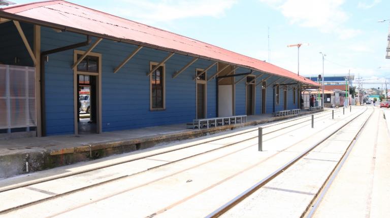 Heredia estrena estación de tren