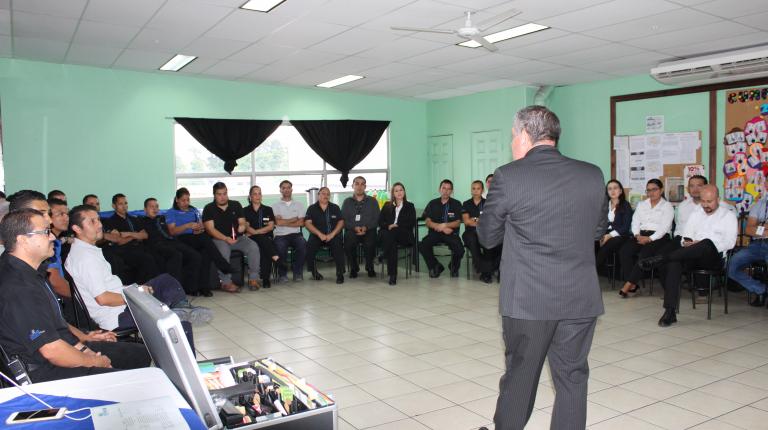 Empoderar a la ciudadanía activa laboralmente, a prevenir, denunciar y eliminar el acoso sexual en el trabajo.