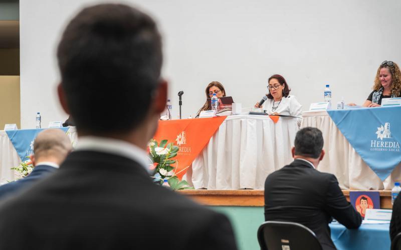 Municipalidad de Heredia  tiene nuevas autoridades municipales