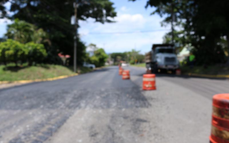 Durante el Primer Semestre 2017, el Gobierno Local a través de la Unidad Técnica de Gestión Vial realizó una inversión de ¢600 millones en obras de asfaltado total carreteras en diferentes comunidades del Cantón.