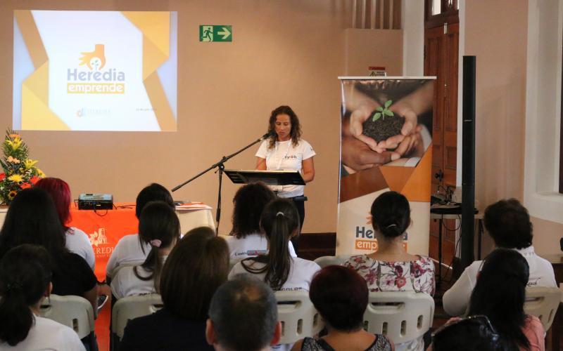 Heredia Emprende - Graduación Plan de Negocios 