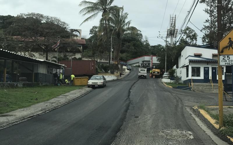 Mantenimiento de infraestructura vial. 