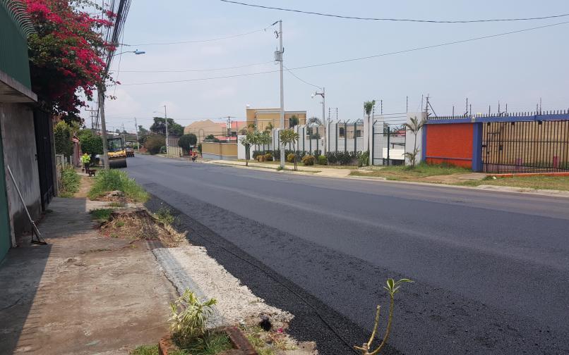 Durante el Primer Semestre 2017, el Gobierno Local a través de la Unidad Técnica de Gestión Vial realizó una inversión de ¢600 millones en obras de asfaltado total carreteras en diferentes comunidades del Cantón.