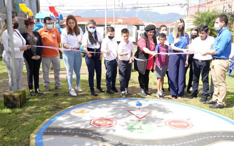 Heredia inaugura primer pasillo de movilidad activa